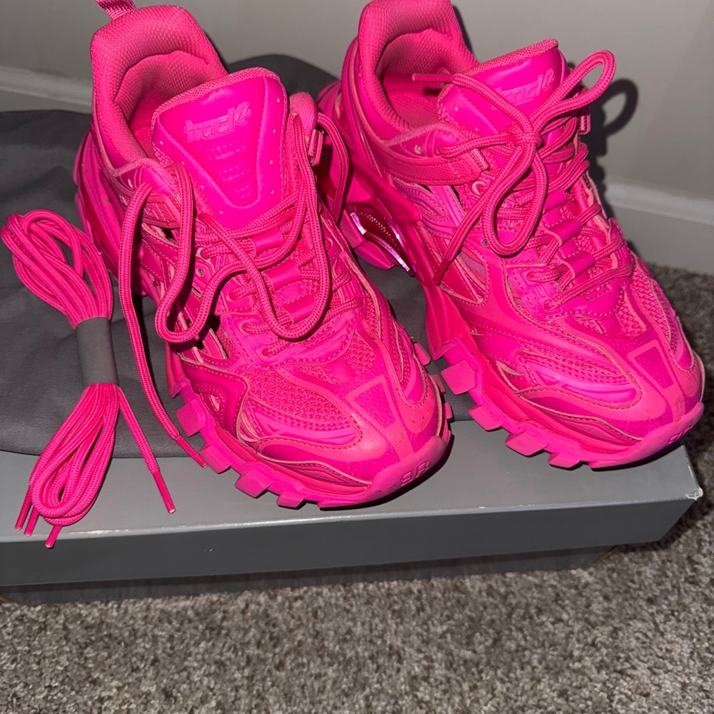 COPY - Balenciaga  Track Sneaker sz. 6 (USA). Comes with box